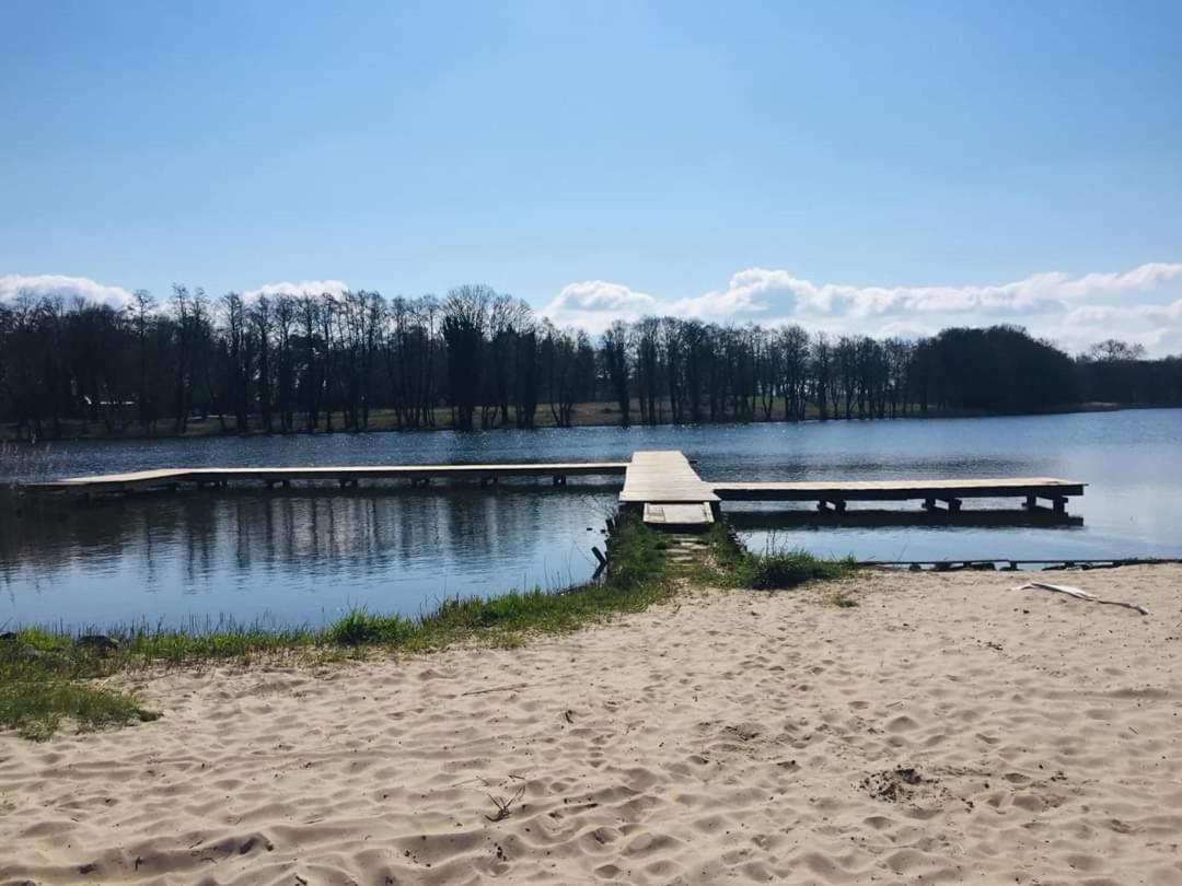 Apartament Nad Jeziorem Welle Kołczewo Exterior foto