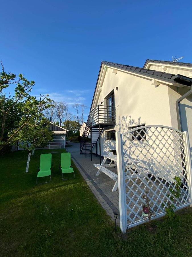 Apartament Nad Jeziorem Welle Kołczewo Exterior foto