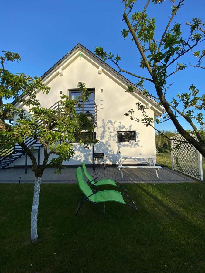Apartament Nad Jeziorem Welle Kołczewo Exterior foto