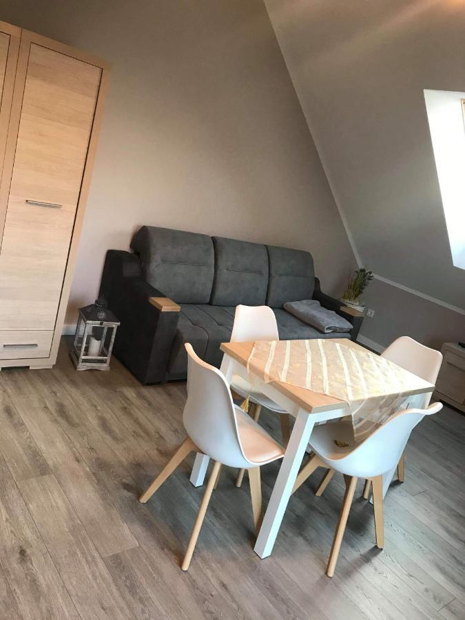 Apartament Nad Jeziorem Welle Kołczewo Exterior foto